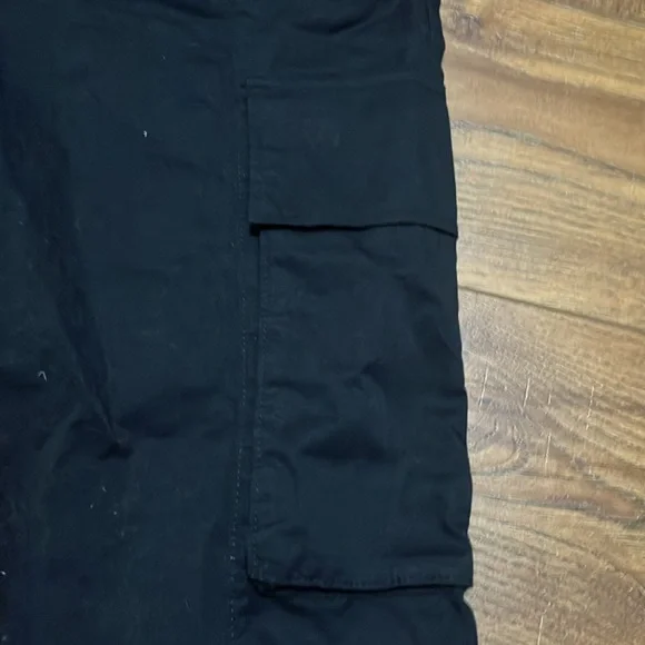 cargo pants - Picture 4 of 8